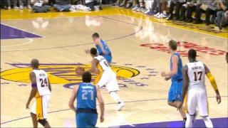November 1, 2015 - Mavericks vs. Lakers - Jordan Clarkson To Julius Randle Fastbreak