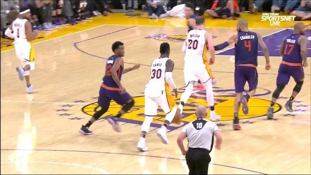 November 6, 2016 - Suns vs. Lakers - Julius Randle To Timofey Mozgov For Dunk