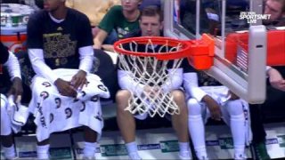 February 10, 2017 - Lakers vs. Bucks - 3rd Quarter Team Highlights